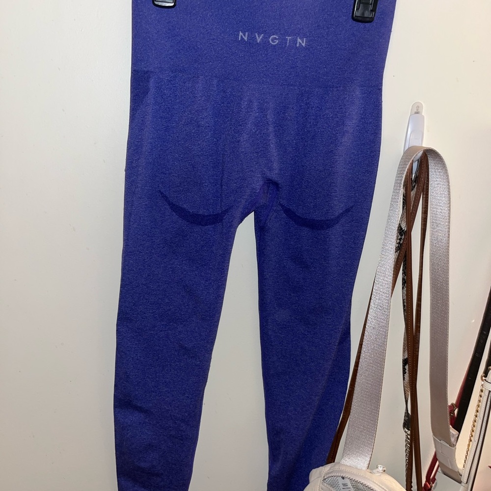 2 pairs NVGTN leggings
